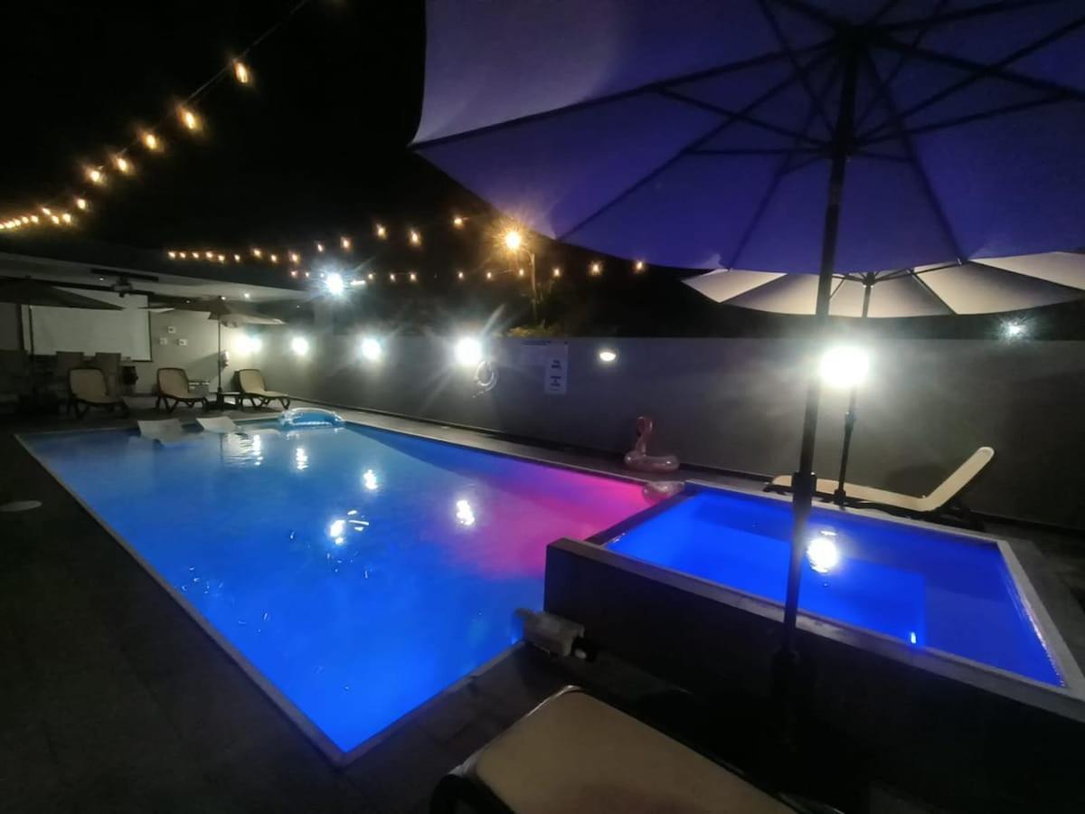 Aquaville Dorado Moderna A Studio 7 Exterior foto